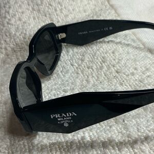 AUTHENTICIC Prada Sun Glasses